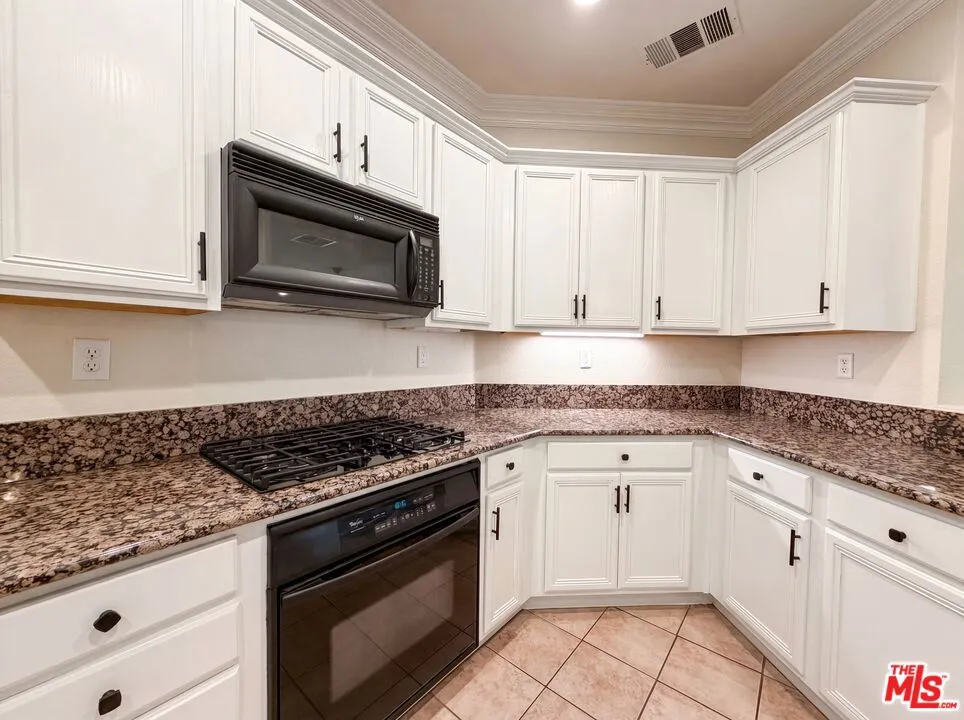 29202 Cowboy Court Valencia, CA 91354