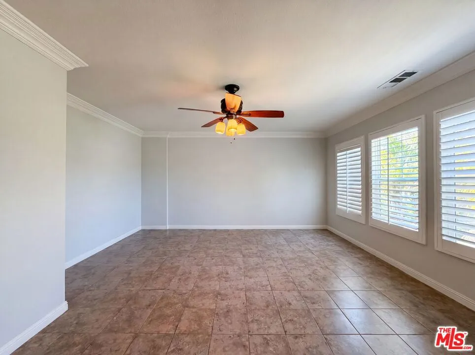 29202 Cowboy Court Valencia, CA 91354