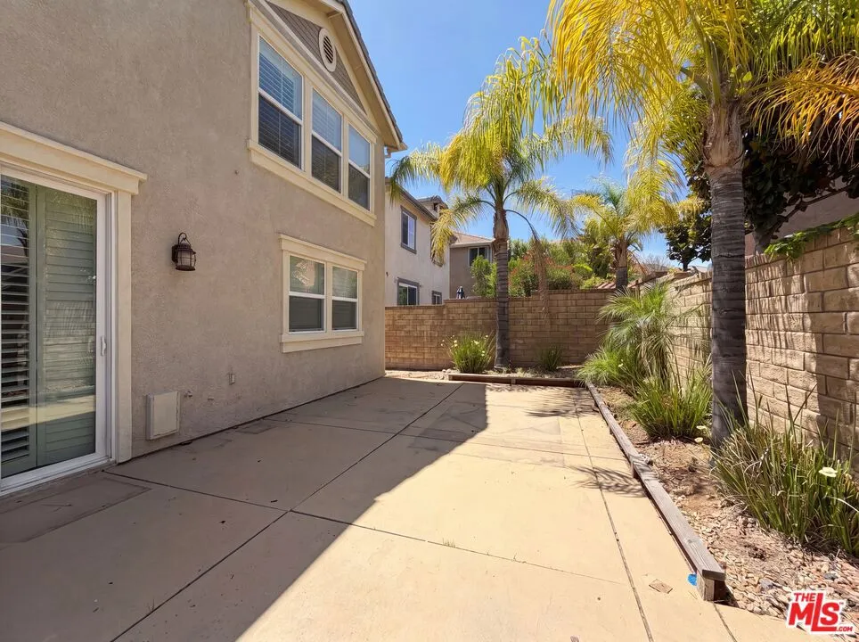 29202 Cowboy Court Valencia, CA 91354