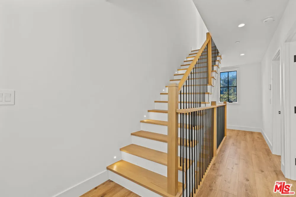 5540 Tova Road Sherman Oaks, CA 91411