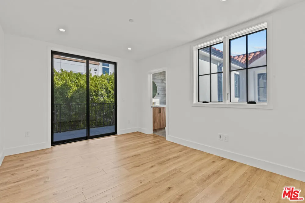 5540 Tova Road Sherman Oaks, CA 91411