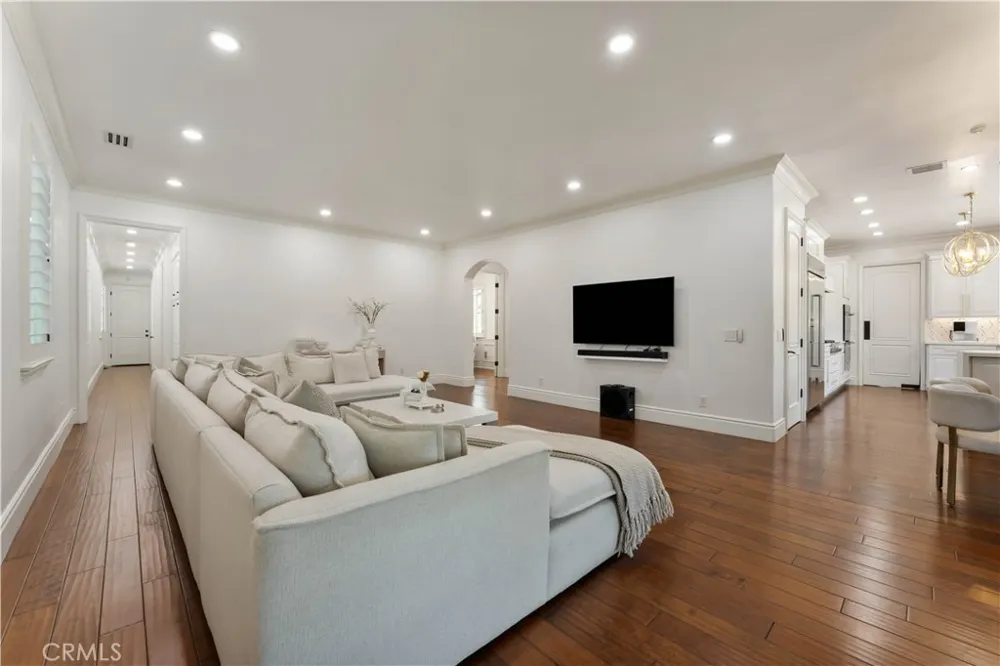 4358 Fairlawn Drive La Canada Flintridge, CA 91011