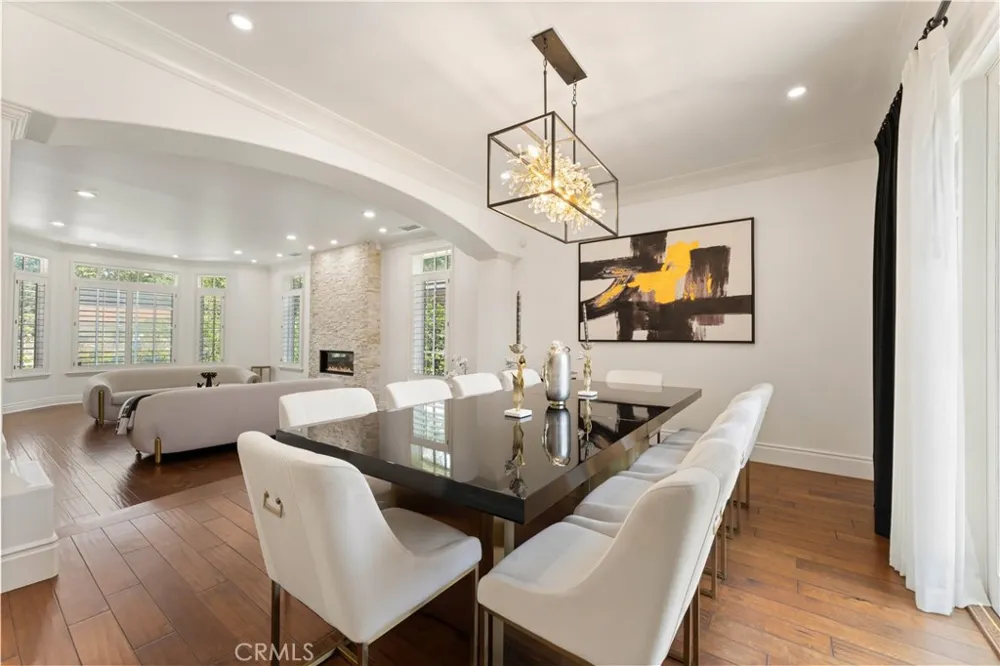 4358 Fairlawn Drive La Canada Flintridge, CA 91011