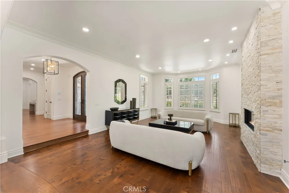 4358 Fairlawn Drive La Canada Flintridge, CA 91011
