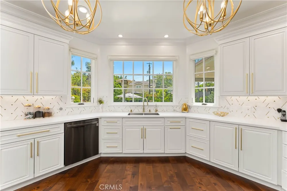 4358 Fairlawn Drive La Canada Flintridge, CA 91011