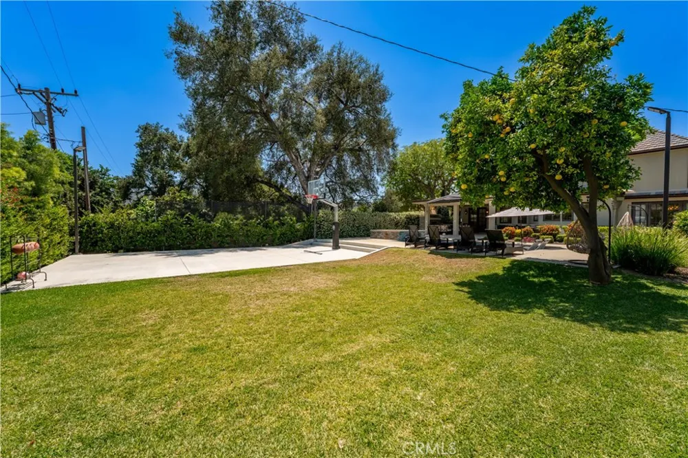 4358 Fairlawn Drive La Canada Flintridge, CA 91011