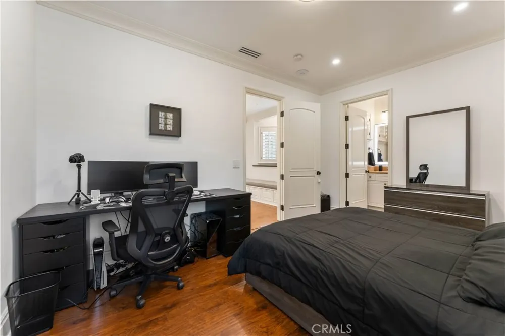 4358 Fairlawn Drive La Canada Flintridge, CA 91011