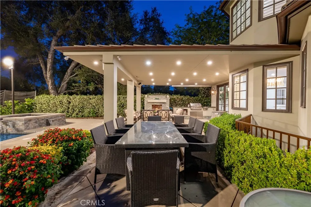 4358 Fairlawn Drive La Canada Flintridge, CA 91011