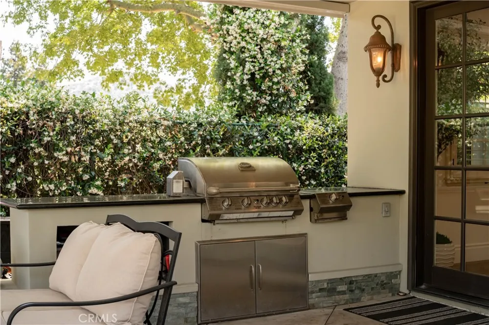 4358 Fairlawn Drive La Canada Flintridge, CA 91011