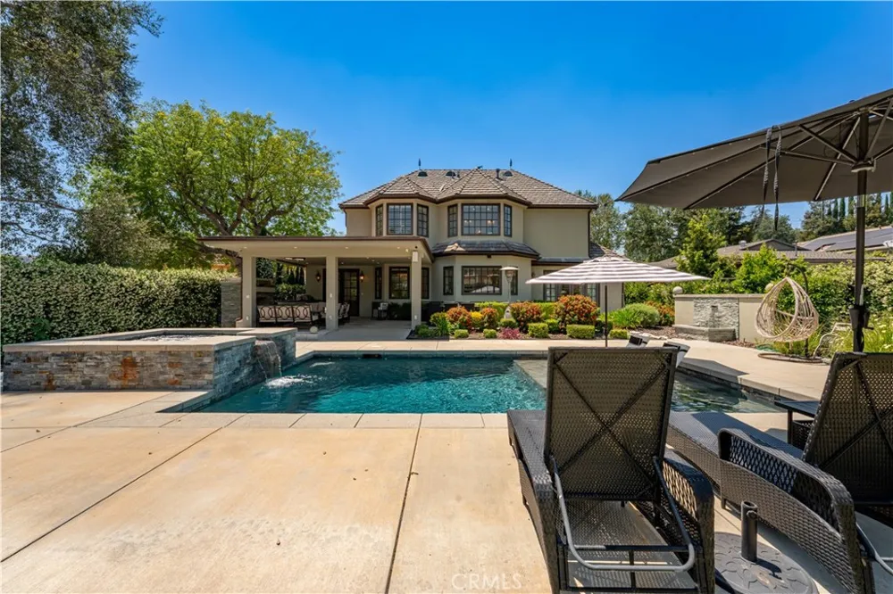 4358 Fairlawn Drive La Canada Flintridge, CA 91011