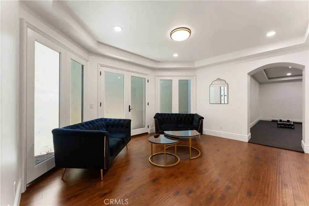 4358 Fairlawn Drive La Canada Flintridge, CA 91011