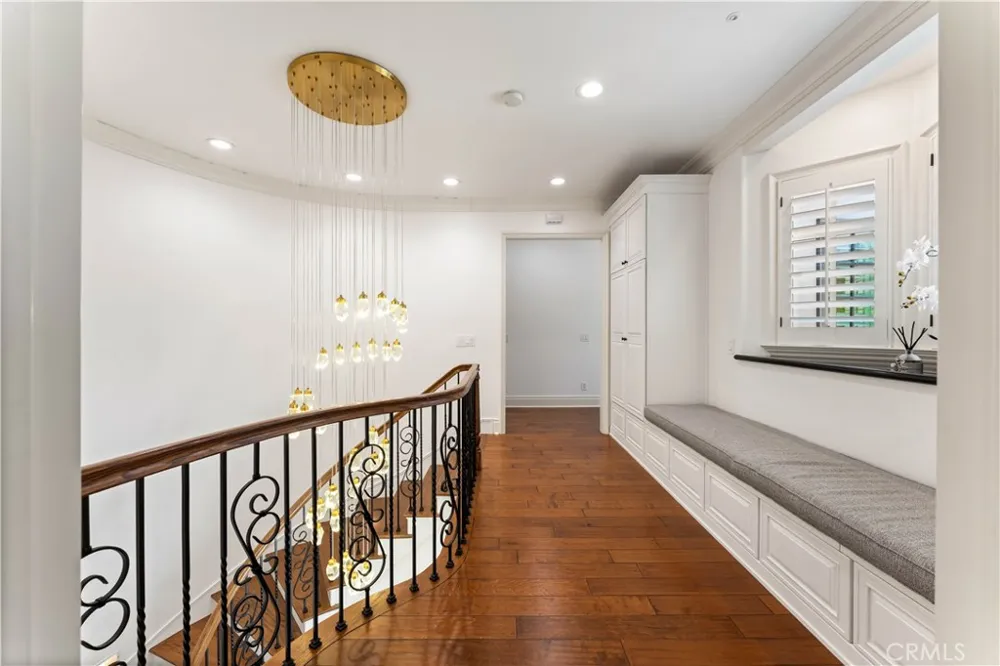 4358 Fairlawn Drive La Canada Flintridge, CA 91011