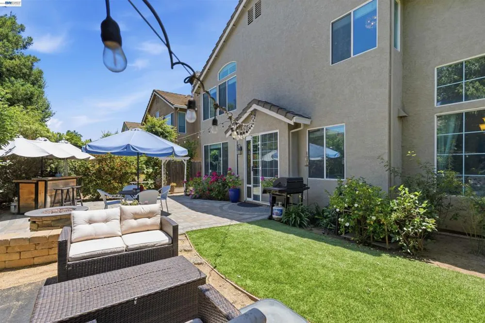 2627 Tejon St Lodi, CA 95242