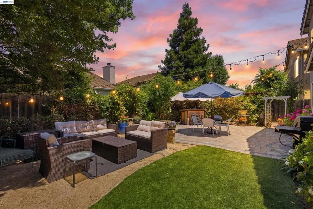 2627 Tejon St Lodi, CA 95242