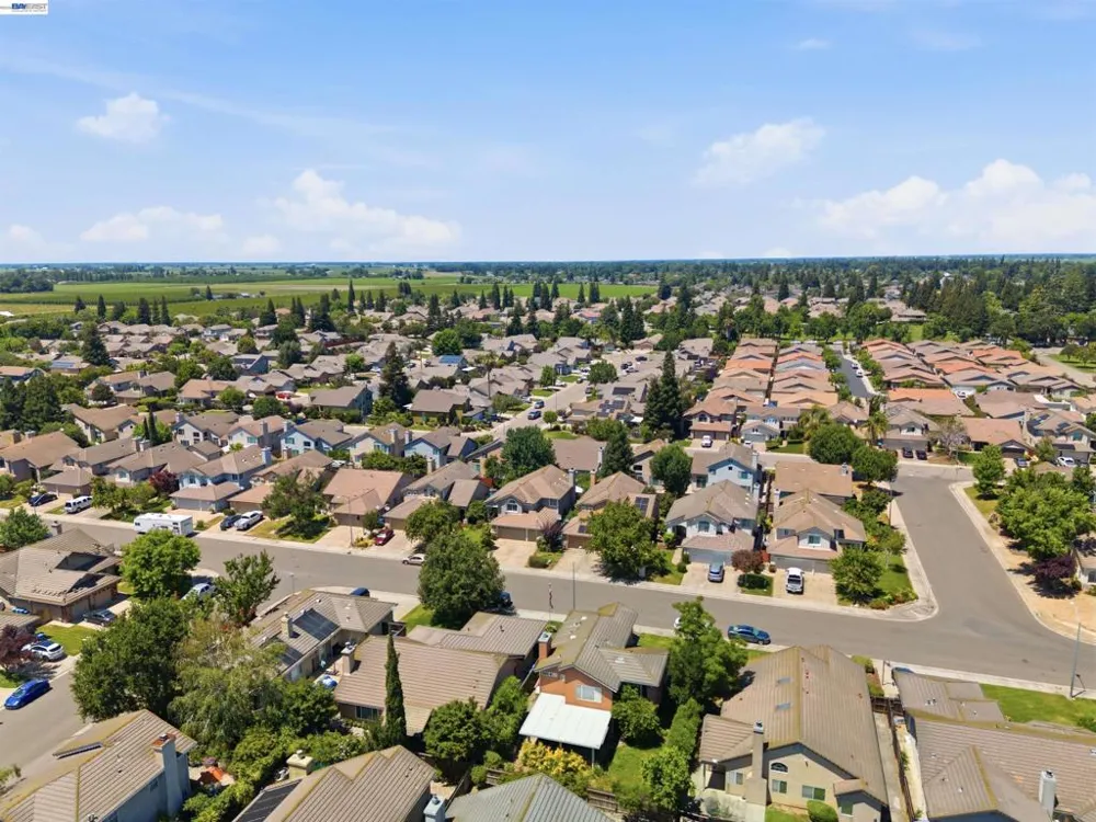 2627 Tejon St Lodi, CA 95242