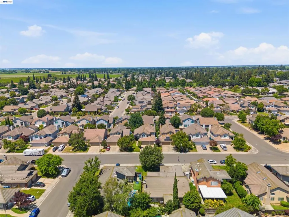 2627 Tejon St Lodi, CA 95242