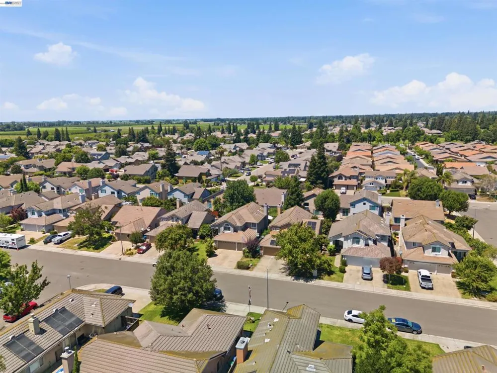 2627 Tejon St Lodi, CA 95242
