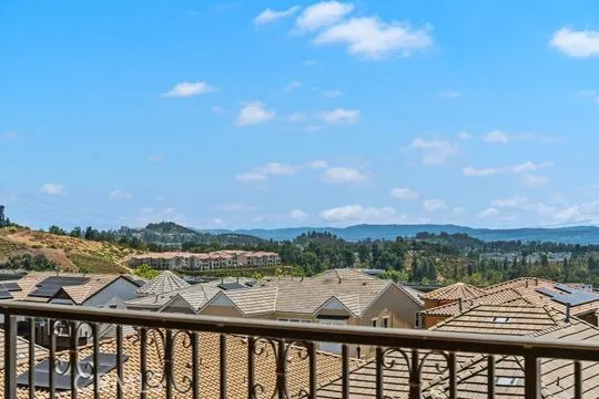1708 Sonora Creek Lake Forest, CA 92610