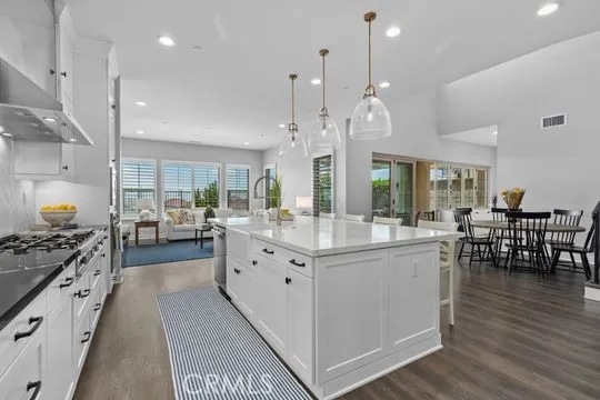 1708 Sonora Creek Lake Forest, CA 92610