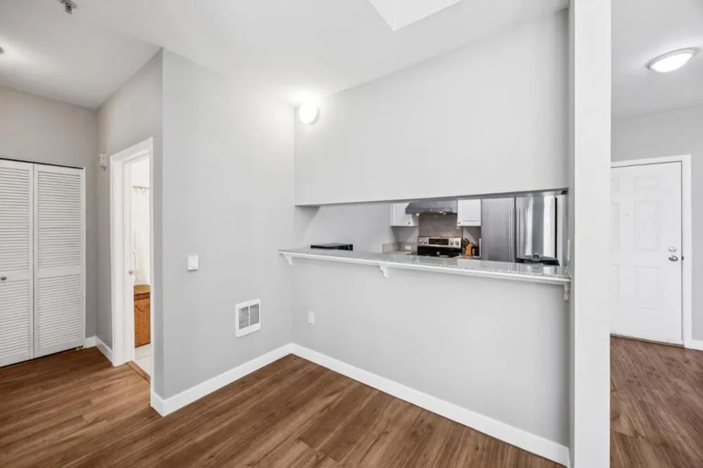 401 S Norfolk Street #123 San Mateo, CA 94401