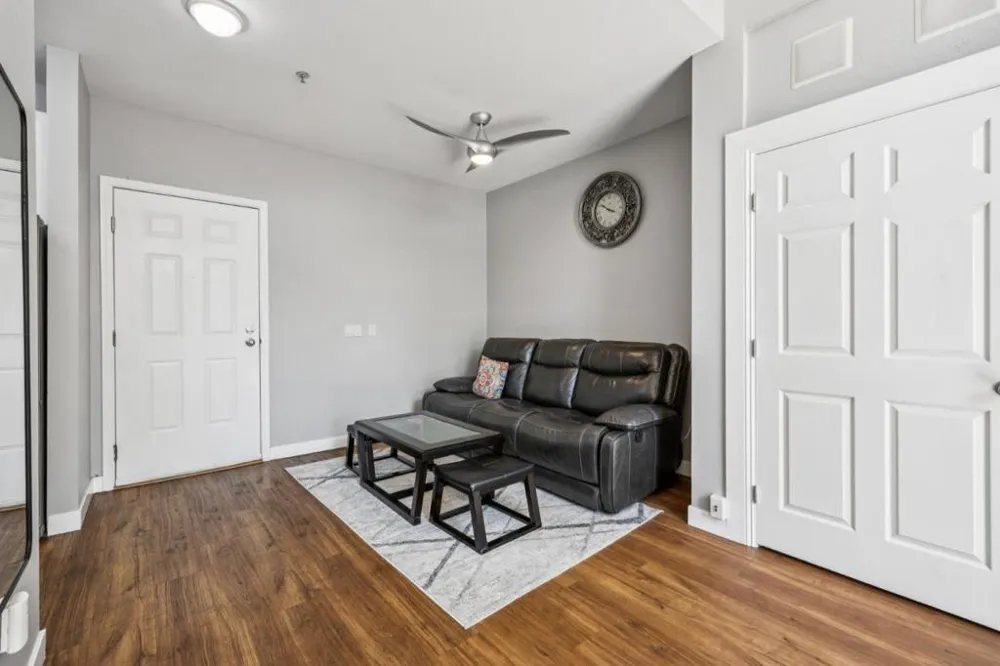 401 S Norfolk Street #123 San Mateo, CA 94401