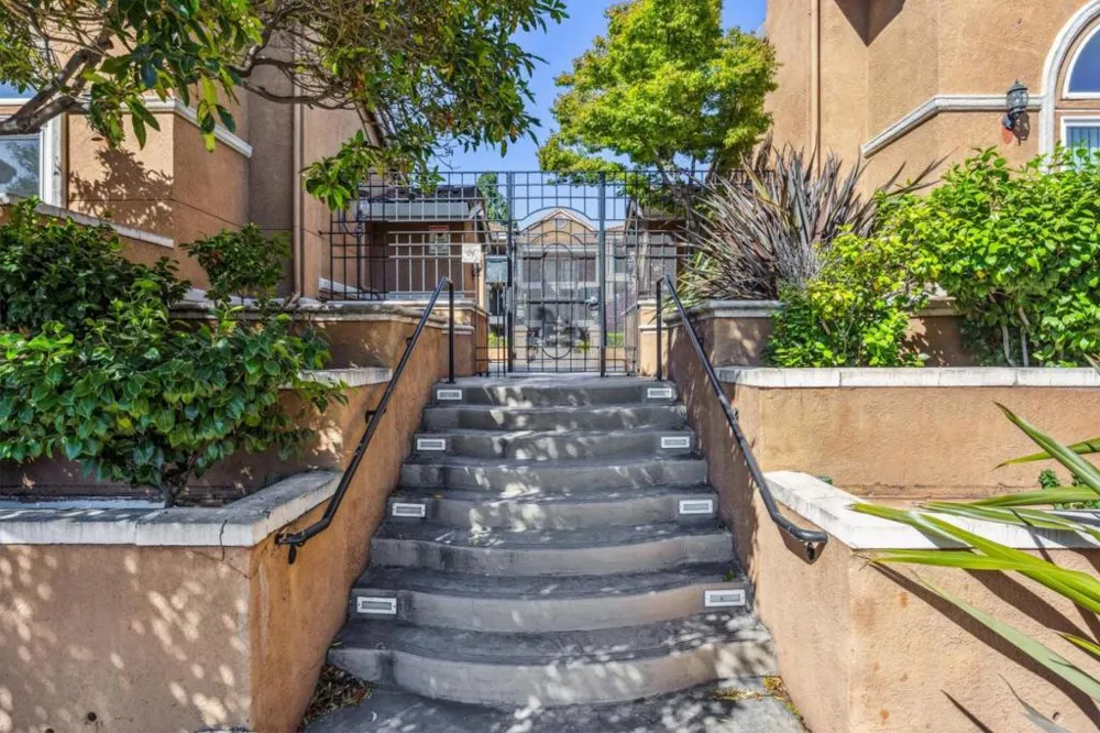 401 S Norfolk Street #123 San Mateo, CA 94401