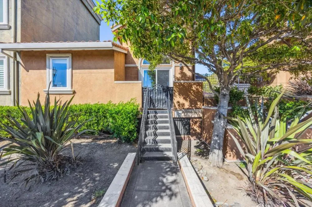 401 S Norfolk Street #123 San Mateo, CA 94401