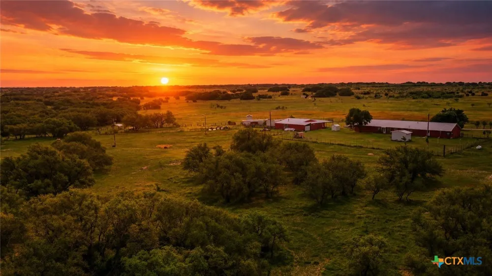 1360 W US Hwy 84 Mullin, TX 76864