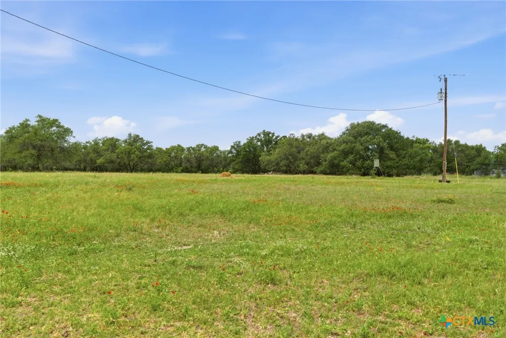 1360 W US Hwy 84 Mullin, TX 76864