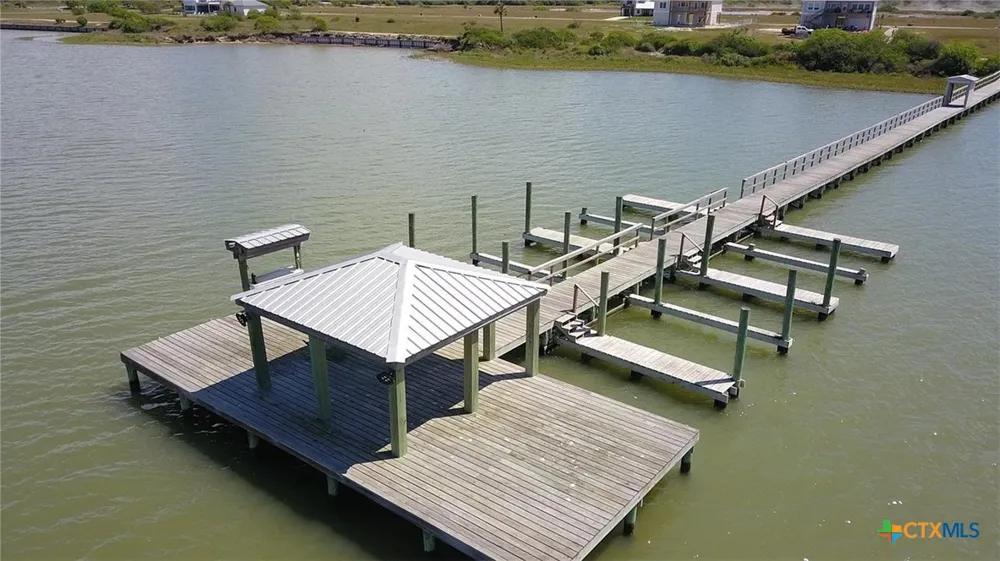42 Bay Club Drive Seadrift, TX 77983