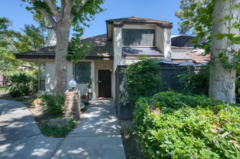 2890 Huntington Boulevard #162