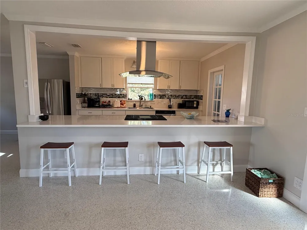 6407 1ST PALM POINT St Pete Beach, FL 33706