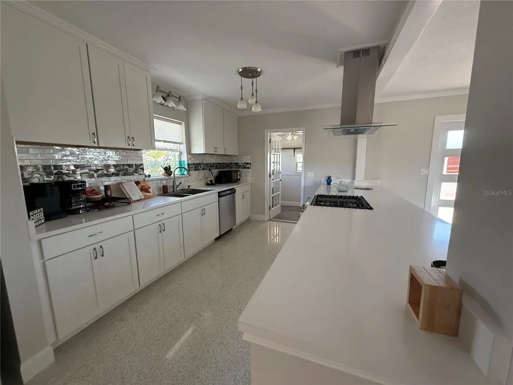 6407 1ST PALM POINT St Pete Beach, FL 33706