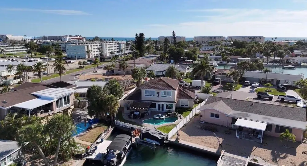 6407 1ST PALM POINT St Pete Beach, FL 33706
