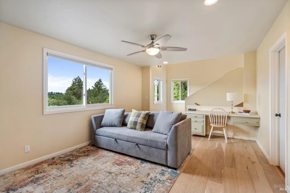 7361 Hidden Lake Road Forestville, CA 95436