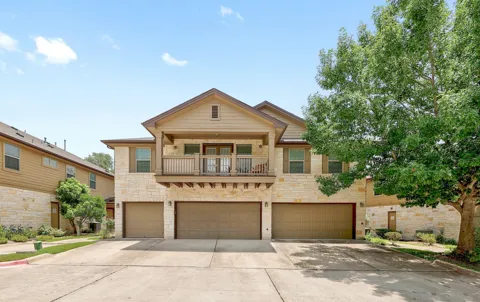 1310 Parmer Lane #1902