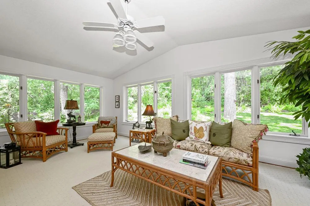 12728 Sable Drive Burnsville, MN 55337