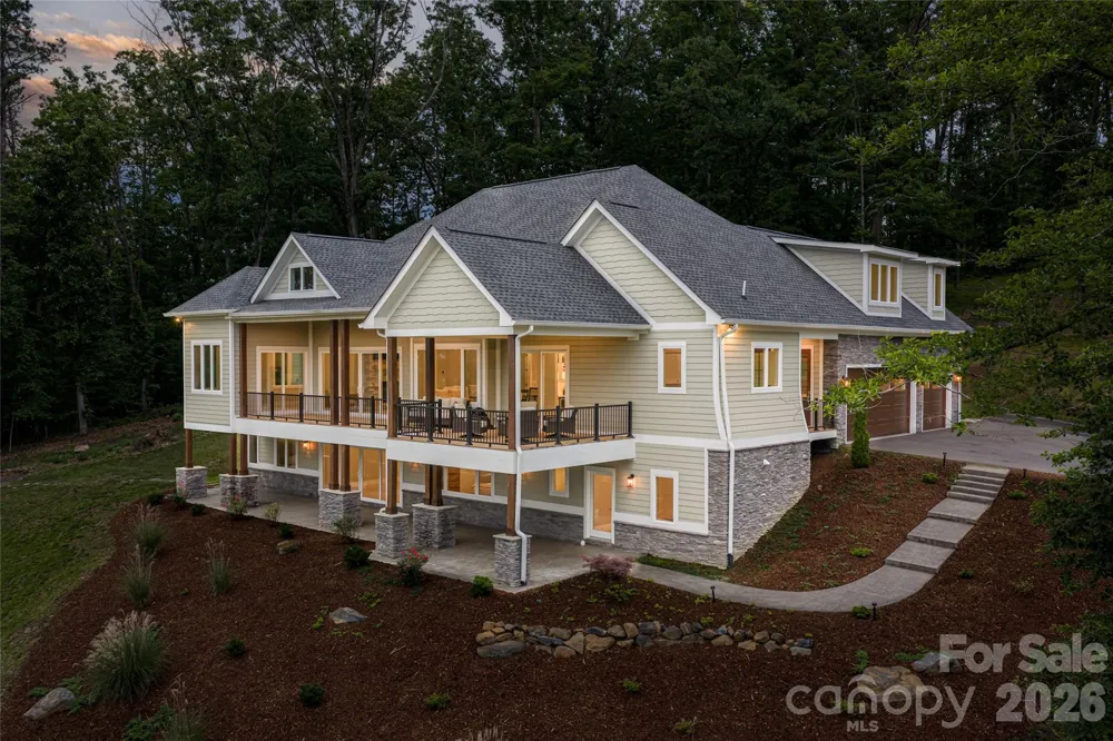 128 Saddle Ridge Drive Alexander, NC 28701