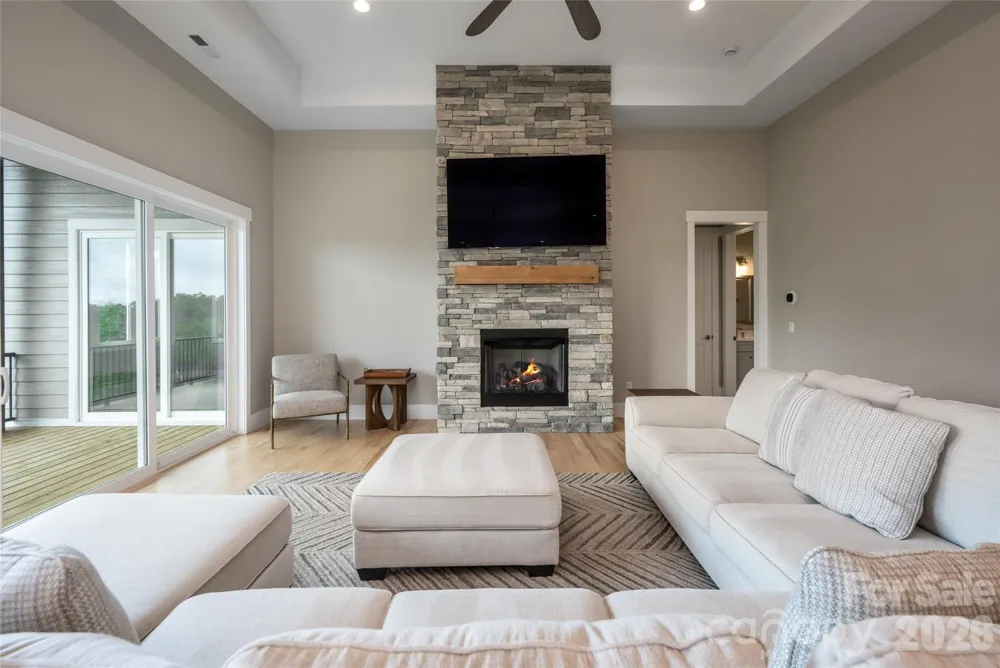 128 Saddle Ridge Drive Alexander, NC 28701
