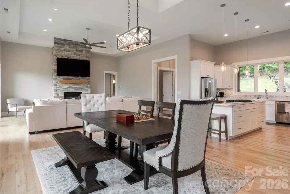 128 Saddle Ridge Drive Alexander, NC 28701