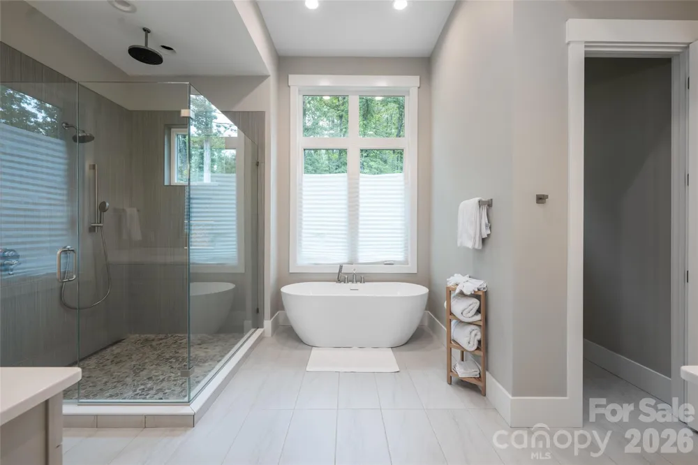 128 Saddle Ridge Drive Alexander, NC 28701