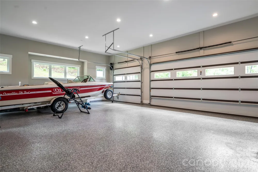 128 Saddle Ridge Drive Alexander, NC 28701