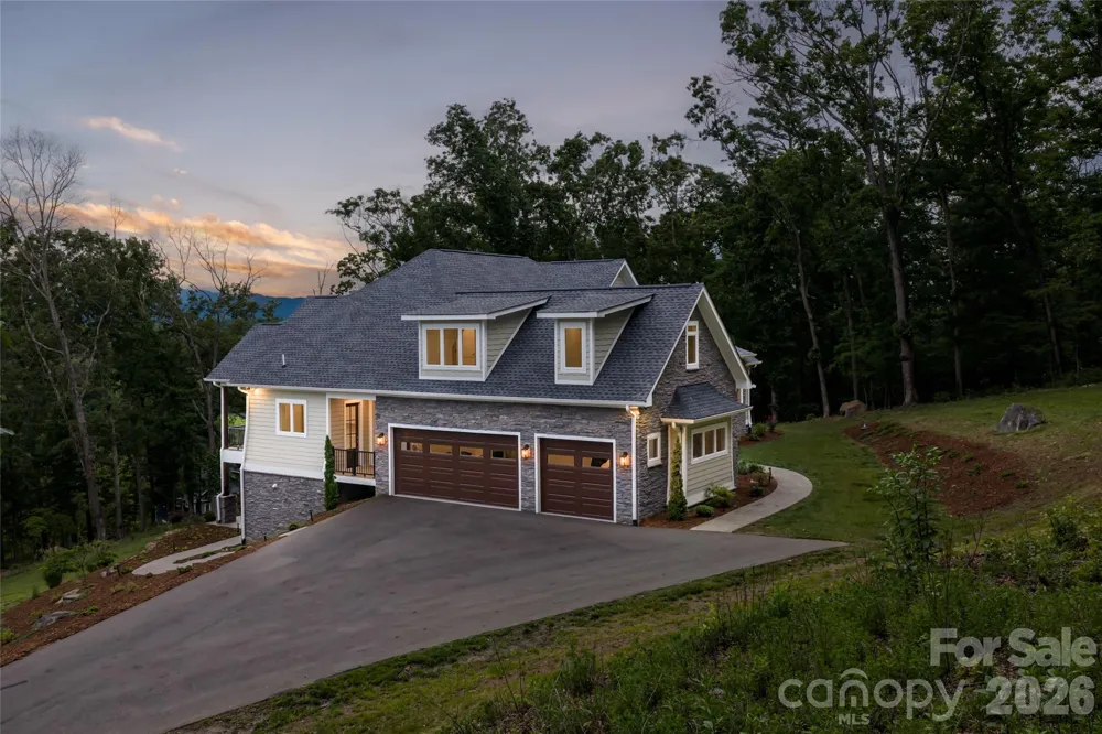 128 Saddle Ridge Drive Alexander, NC 28701