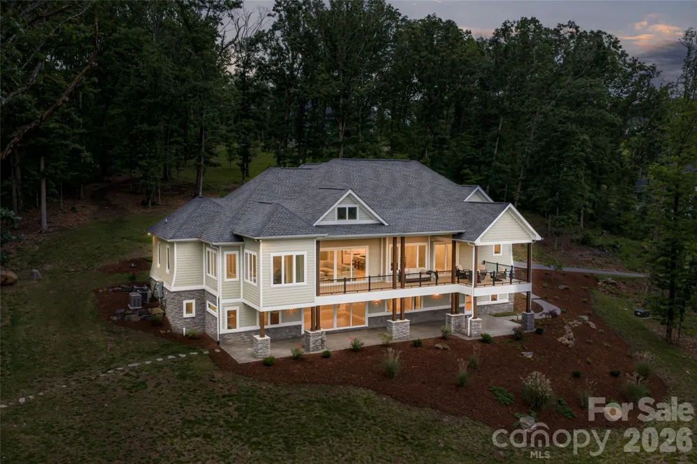 128 Saddle Ridge Drive Alexander, NC 28701