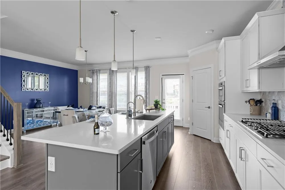 2042 Violet Lane Brookhaven, GA 30319