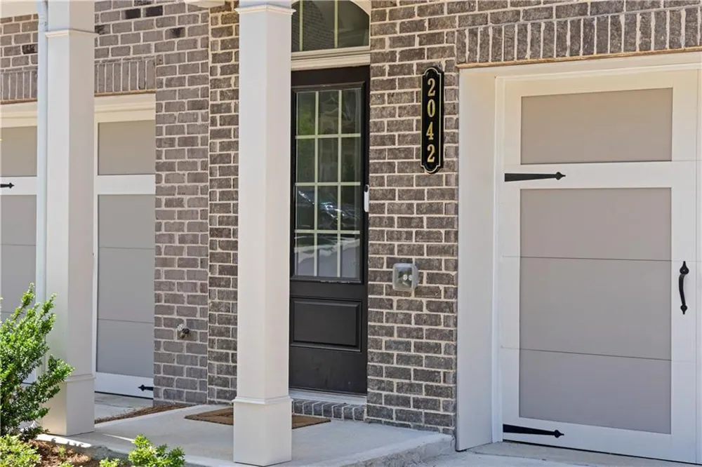 2042 Violet Lane Brookhaven, GA 30319
