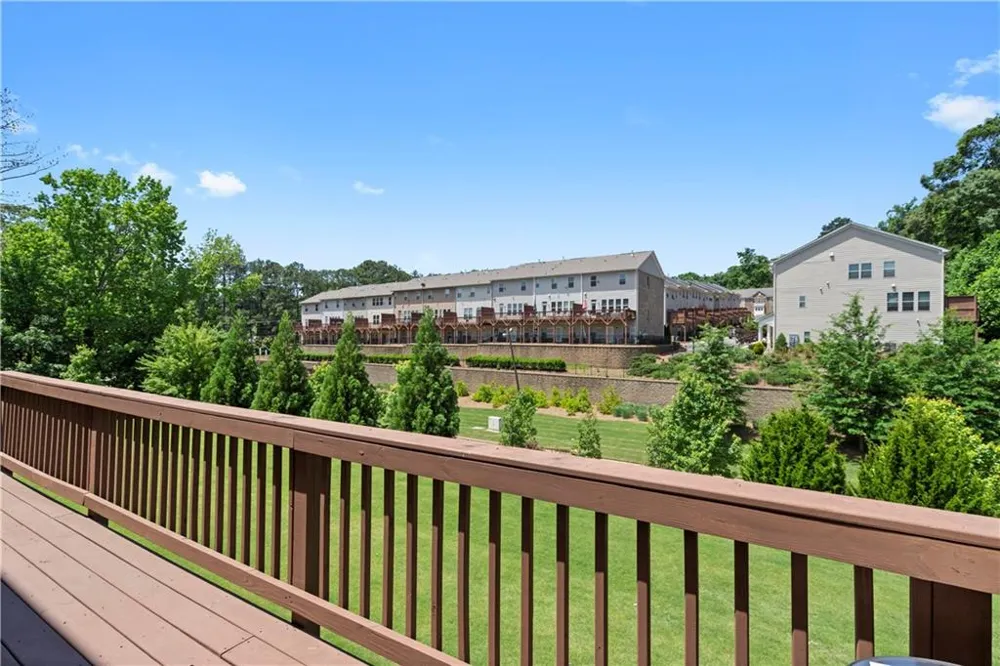 2042 Violet Lane Brookhaven, GA 30319