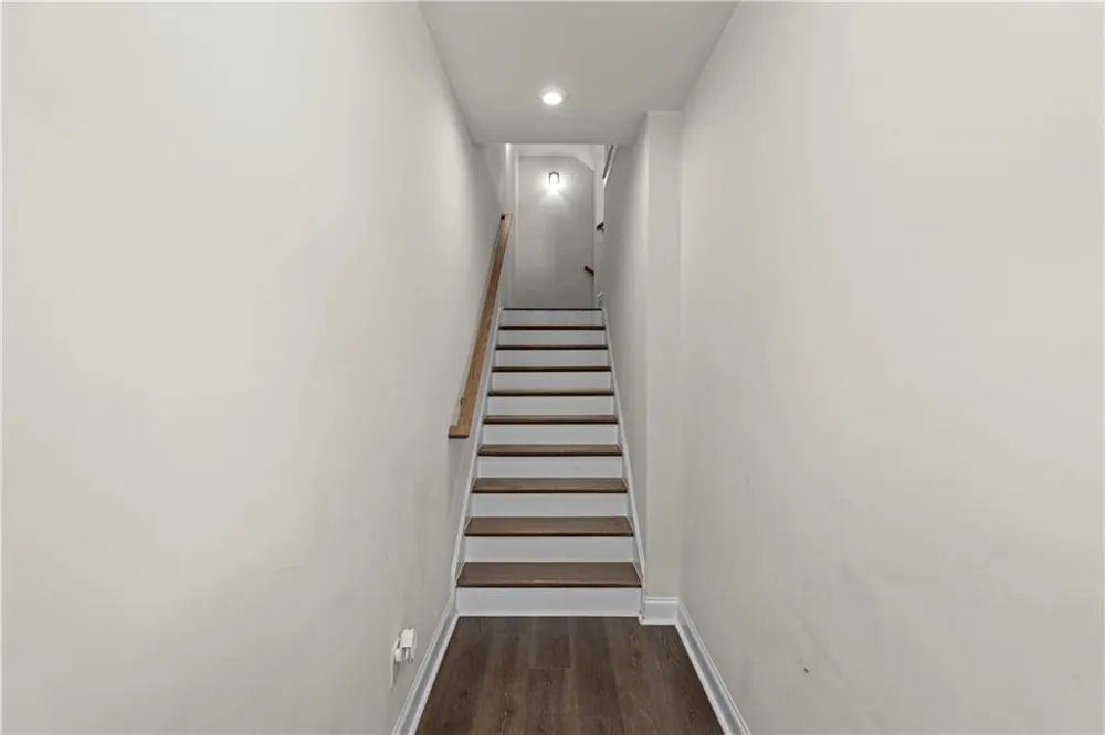 2042 Violet Lane Brookhaven, GA 30319
