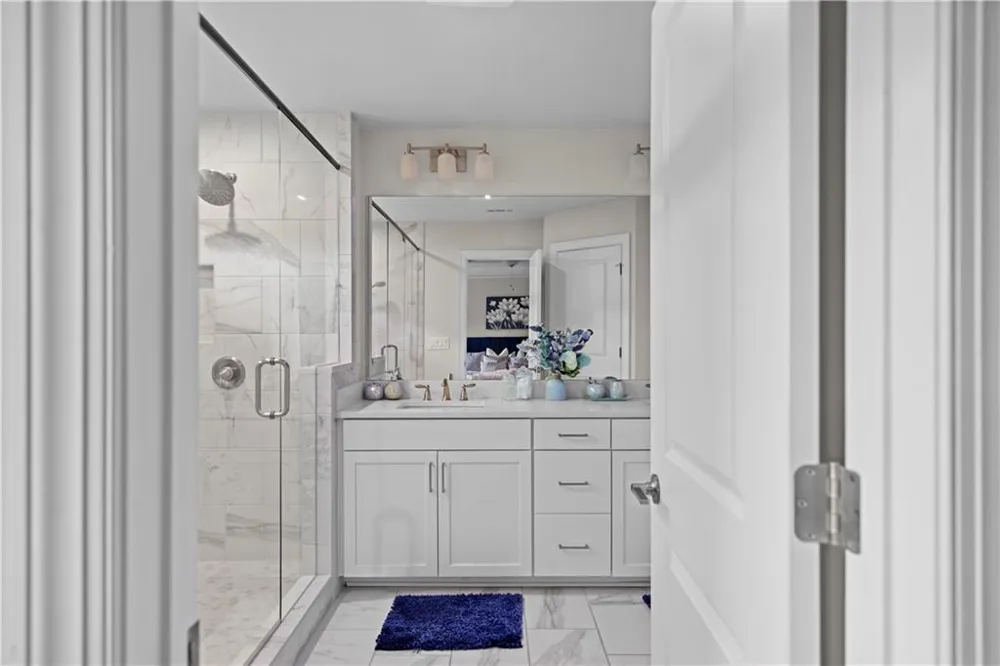 2042 Violet Lane Brookhaven, GA 30319
