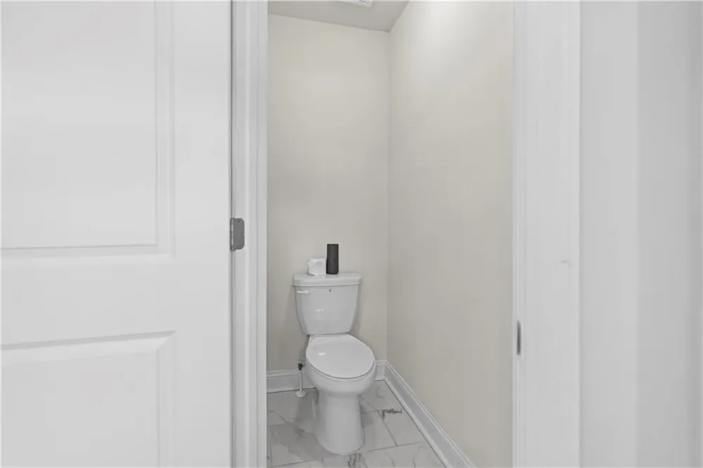 2042 Violet Lane Brookhaven, GA 30319